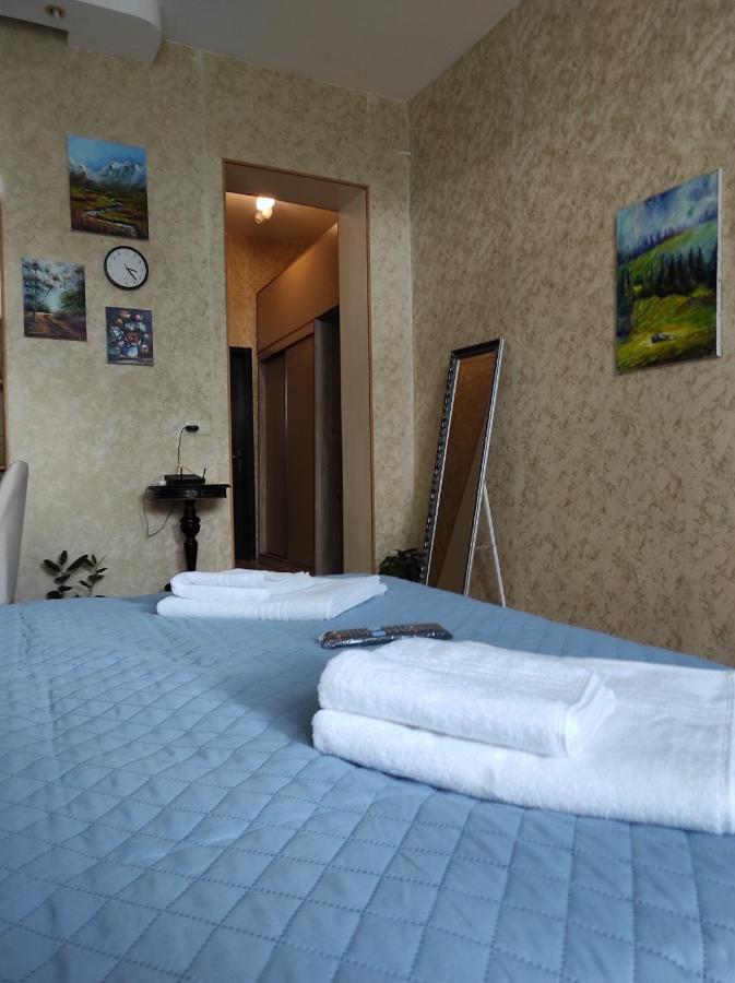 Tranquil Apartment In Vake Tbilisi Buitenkant foto
